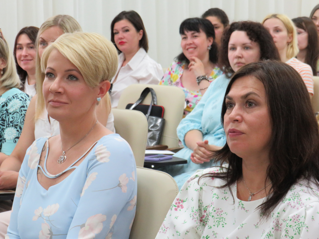 В Кировской области появятся новые проекты в сфере женского бизнеса